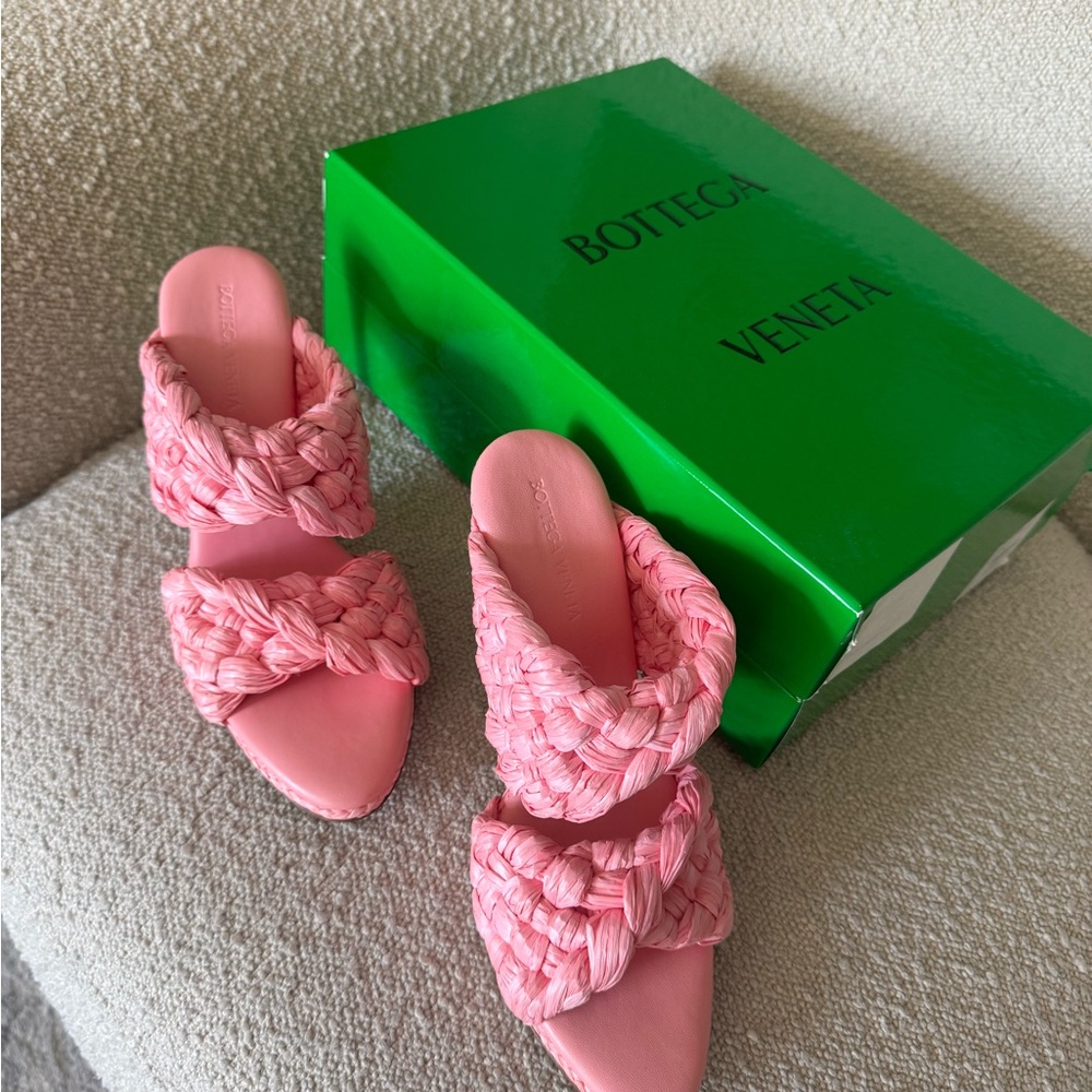 Bottega Veneta Pink Braided Women's Sandals